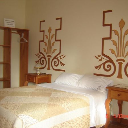Hostal Casa Vieja Chiquimula Kültér fotó