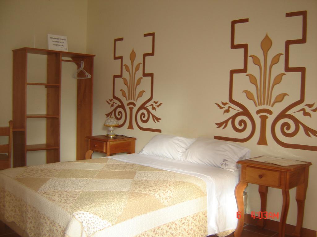 Hostal Casa Vieja Chiquimula Kültér fotó